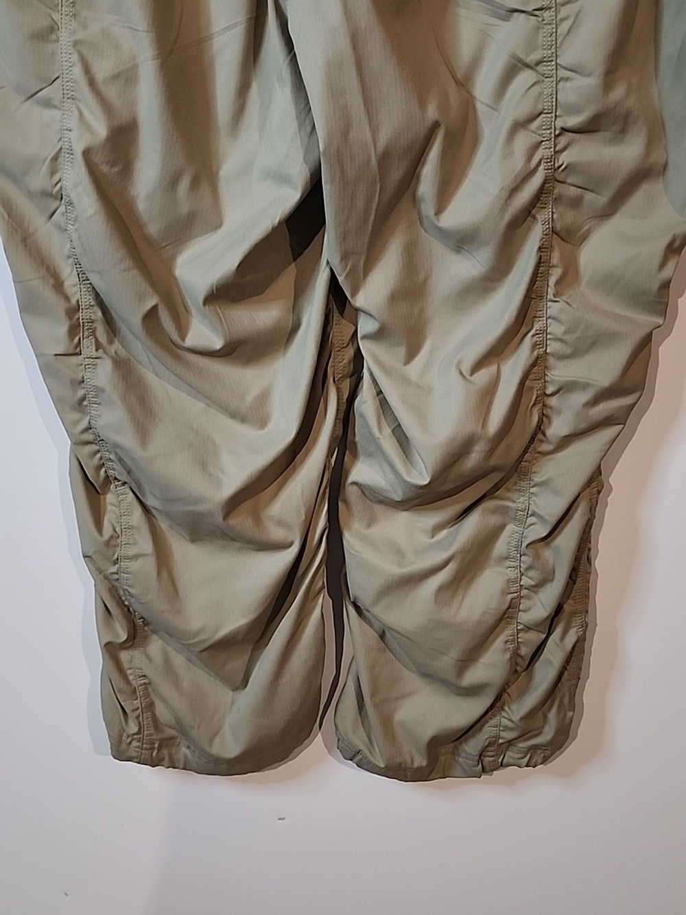 Northface Aphrodite Capri Standard Fit Pants NWT Size Xlarge - Picture 11 of 11
